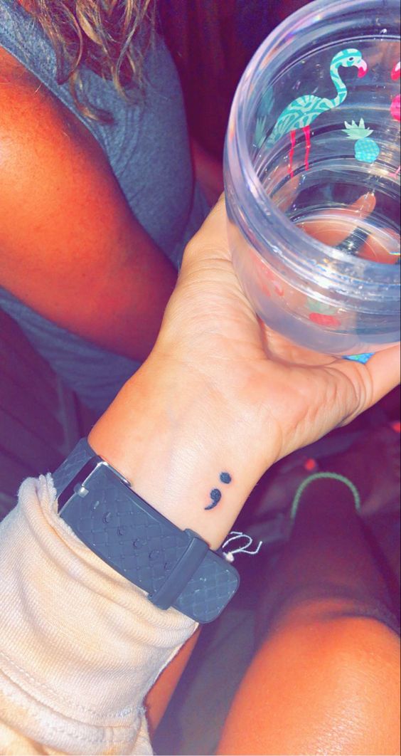 Hơn 300+ hình xăm dấu chấm phẩy hot trend gần đây - Genztattoo