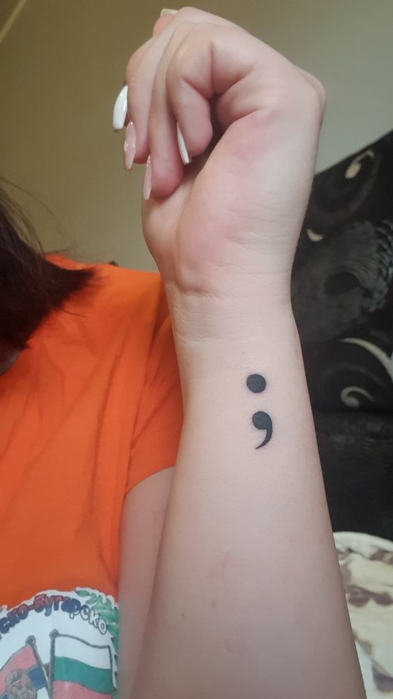 Hơn 300+ hình xăm dấu chấm phẩy hot trend gần đây - Genztattoo