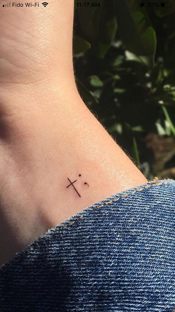 Hơn 300+ hình xăm dấu chấm phẩy hot trend gần đây - Genztattoo