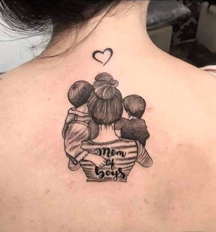 hình xăm tình mẹ con yêu thương