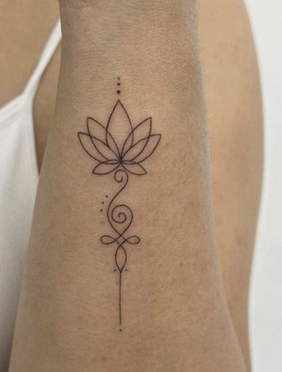 222+ hình xăm hoa sen cho nữ cực tinh tế và ấn tượng - Genztattoo