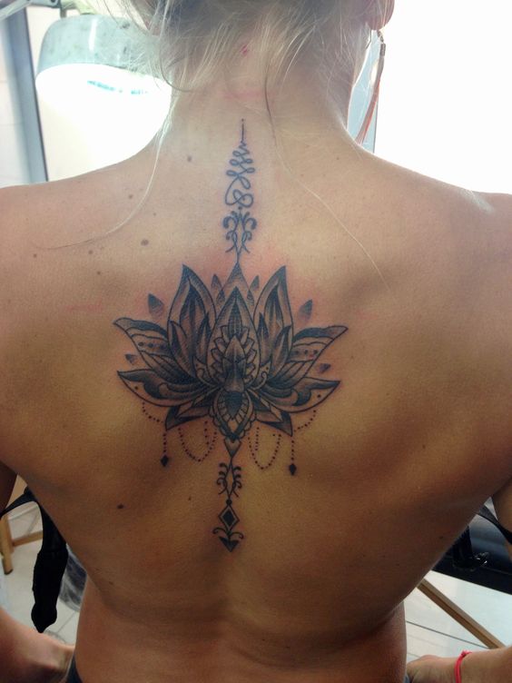 222+ hình xăm hoa sen cho nữ cực tinh tế và ấn tượng - Genztattoo