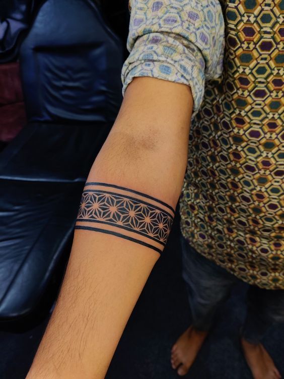 Những mẫu hình xăm phổ biến dành cho nữ phong cách tattoo họa tiết phổ biến cho nam