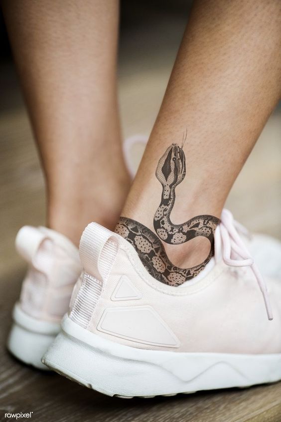 150 hình xăm mini ở chân độc đáo cho nam và nữ - Genztattoo