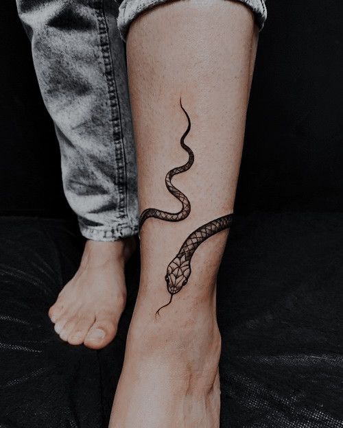 150 hình xăm mini ở chân độc đáo cho nam và nữ - Genztattoo