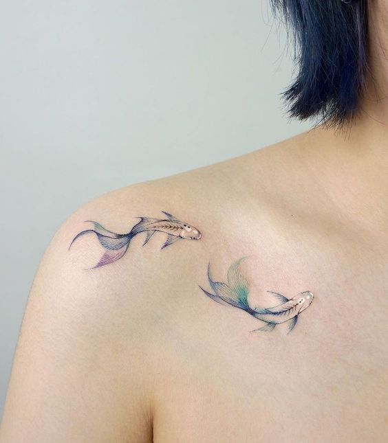 hình xăm hai con cá nhỏ trên xương đòn cho nam giới hình xăm hai con cá mini ở xương quai xanh cho nam