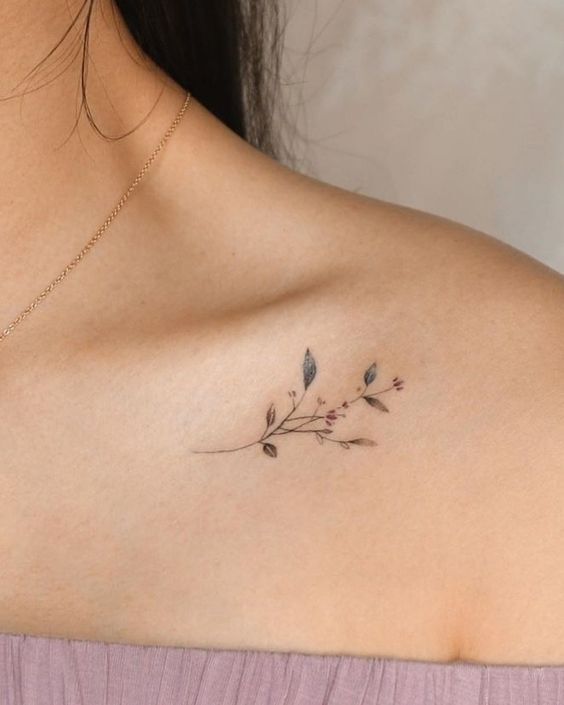 thiết kế hình xăm hoa nhỏ trên xương đòn mẫu hình xăm hoa mini nghệ thuật ở xương quai xanh