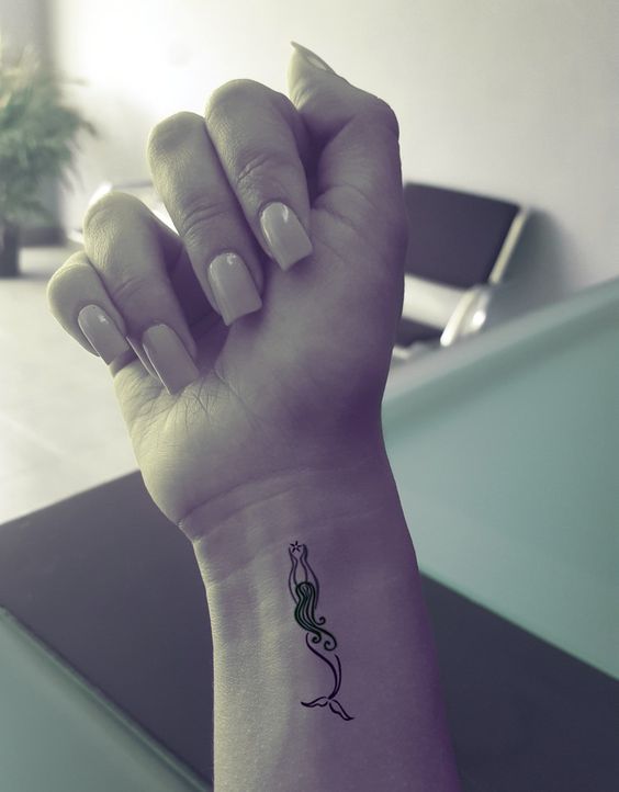 Hình xăm nàng tiên cá nhỏ tinh tế 99 hình xăm nàng tiên cá mini cực xinh đẹp và dễ thương - Genztattoo