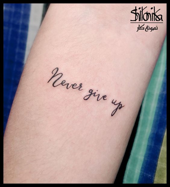 Gợi ý 700+ mẫu hình xăm chữ never give up khích lệ tinh thần - Genztattoo