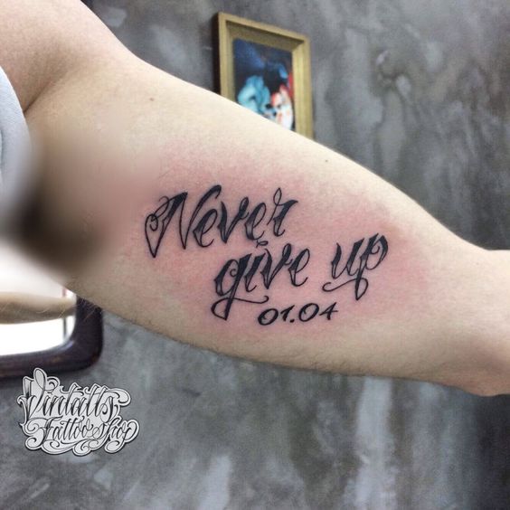 Gợi ý 700+ mẫu hình xăm chữ never give up khích lệ tinh thần - Genztattoo