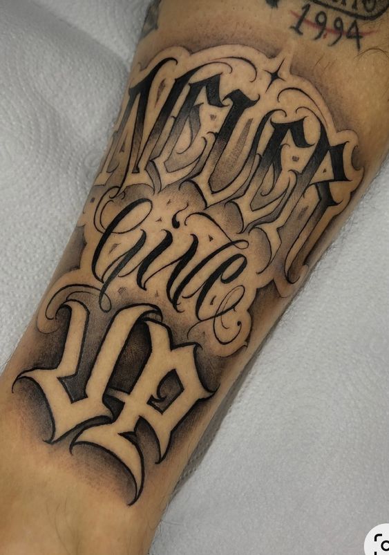 Gợi ý 700+ mẫu hình xăm chữ never give up khích lệ tinh thần - Genztattoo