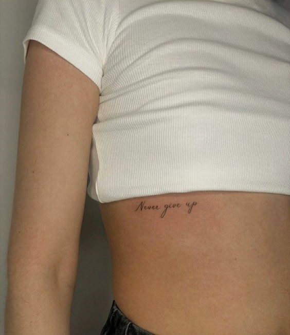 Gợi ý 700+ mẫu hình xăm chữ never give up khích lệ tinh thần - Genztattoo