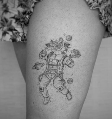 Gợi ý 666+ hình xăm phi hành gia hot nhất hiện nay - Genztattoo