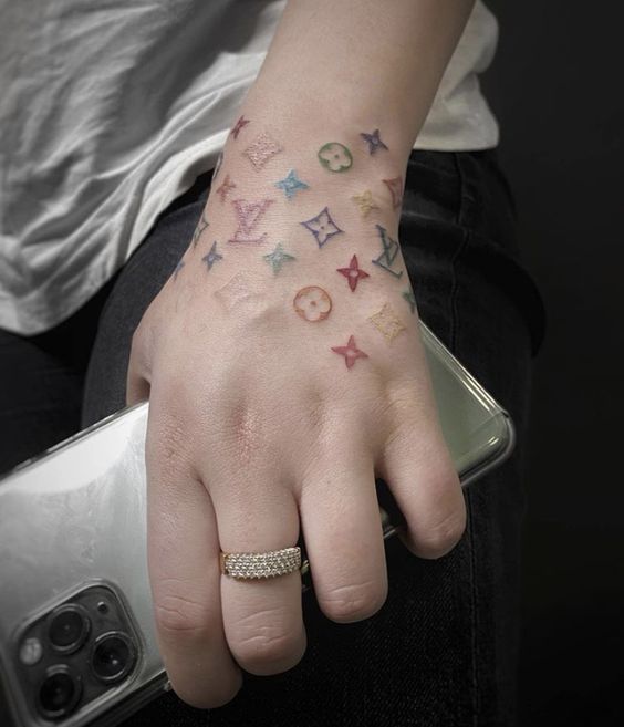 Tổng hợp 300+ hình xăm gucci đẳng cấp và thời thượng - Genztattoo