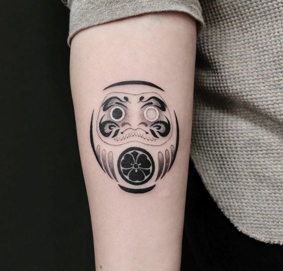150 mẫu hình xăm daruma chọn lọc và ý nghĩa của hình xăm - Genztattoo