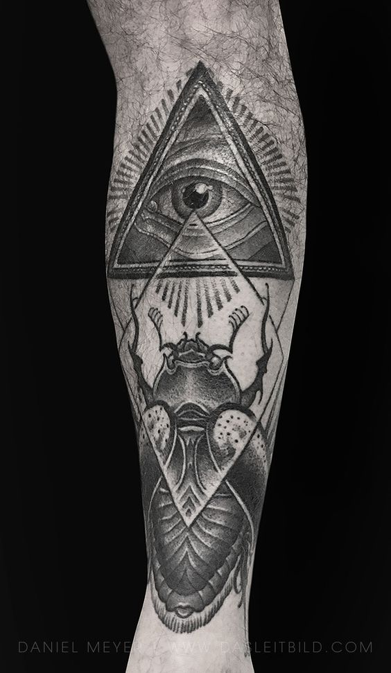 Trọn bộ 333+ hình xăm tam giác cá tính và ấn tượng - Genztattoo