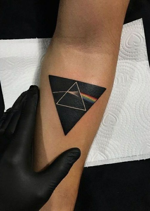 Trọn bộ 333+ hình xăm tam giác cá tính và ấn tượng - Genztattoo