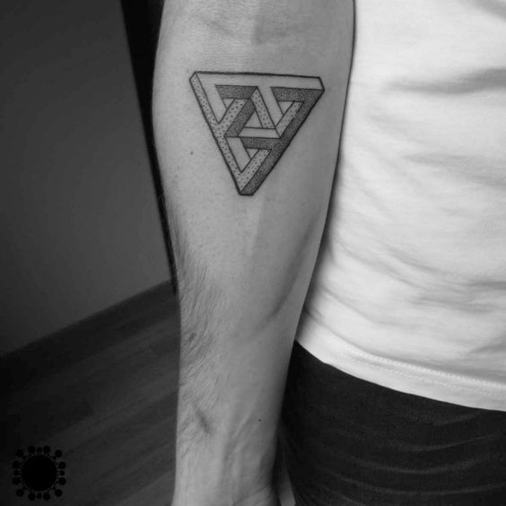 Trọn bộ 333+ hình xăm tam giác cá tính và ấn tượng - Genztattoo