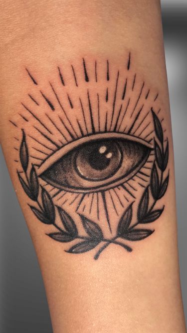 Trọn bộ 333+ hình xăm tam giác cá tính và ấn tượng - Genztattoo