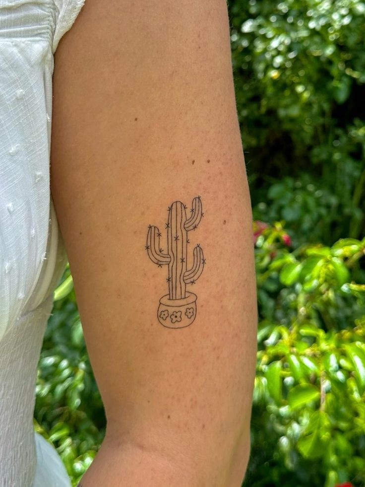 999+ hình xăm mini cây xương rồng đẹp nhất được chọn lọc - Genztattoo