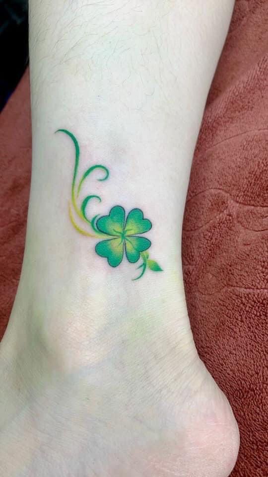 250 hình xăm mini cỏ 3 lá và 4 lá - Genztattoo