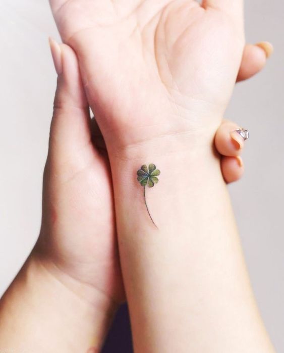 250 hình xăm mini cỏ 3 lá và 4 lá - Genztattoo