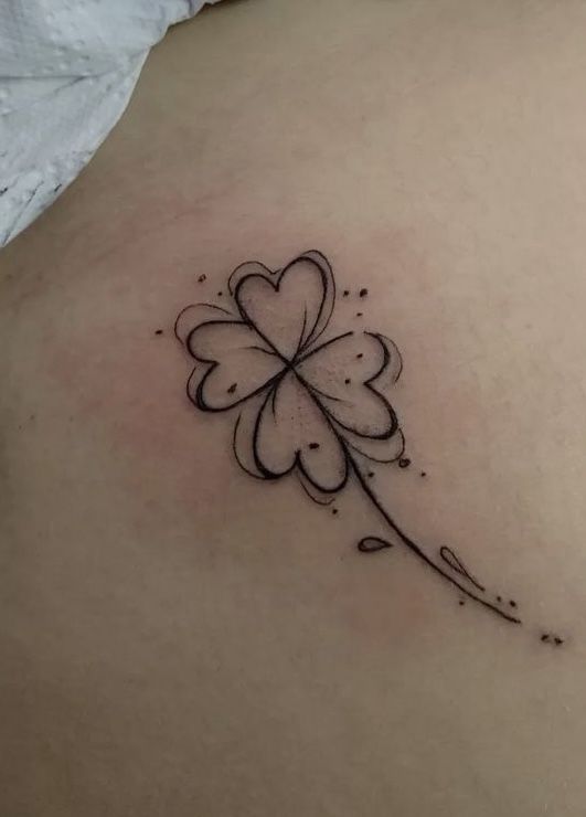 250 hình xăm mini cỏ 3 lá và 4 lá - Genztattoo