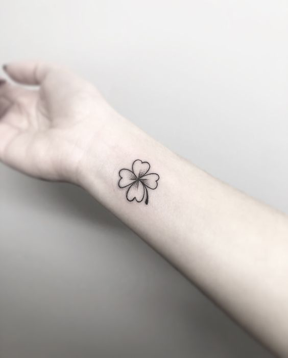 250 hình xăm mini cỏ 3 lá và 4 lá - Genztattoo