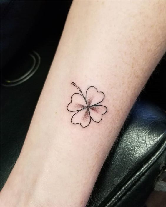 250 hình xăm mini cỏ 3 lá và 4 lá - Genztattoo