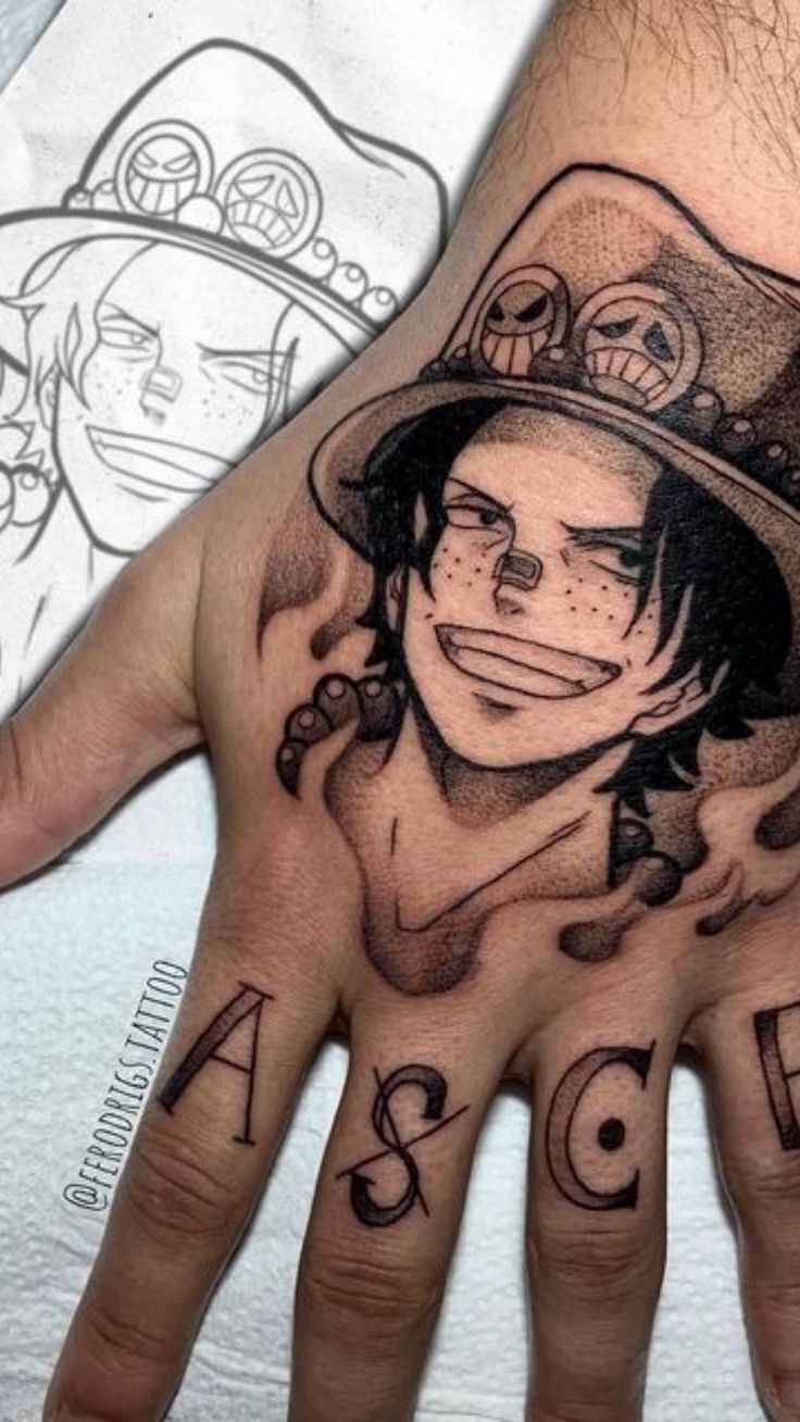 mẫu xăm one piece ở bàn tay