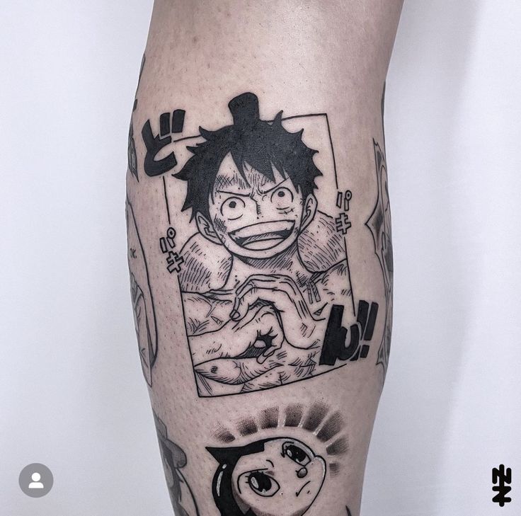 hình xăm one one piece chắp tay