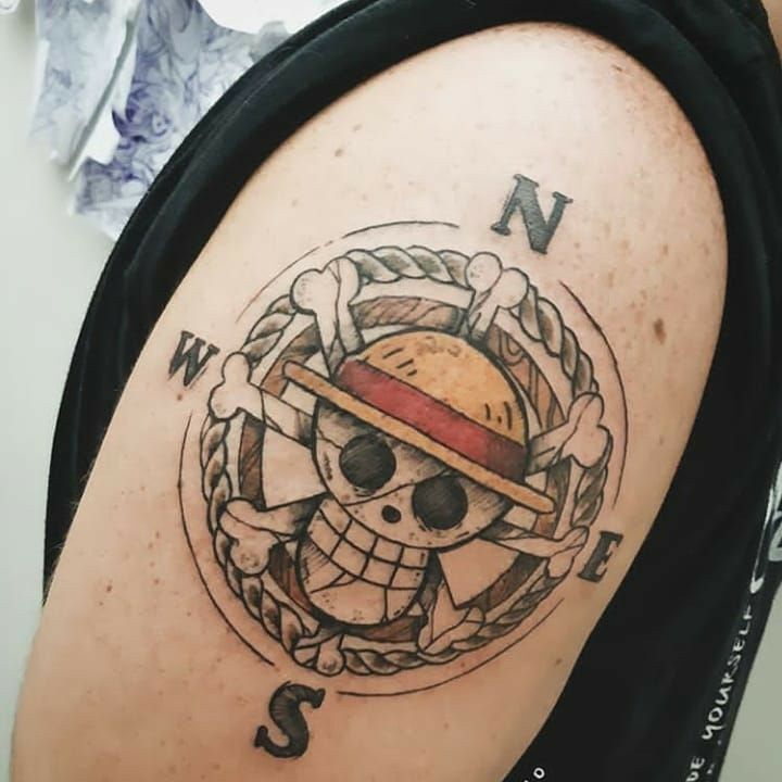 tattoo bốn phía one piece
