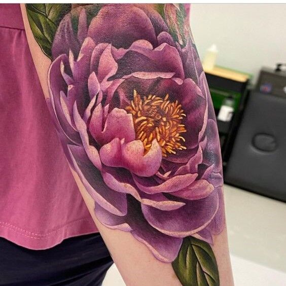 Tattoo hoa quỳnh tím nghệ thuật