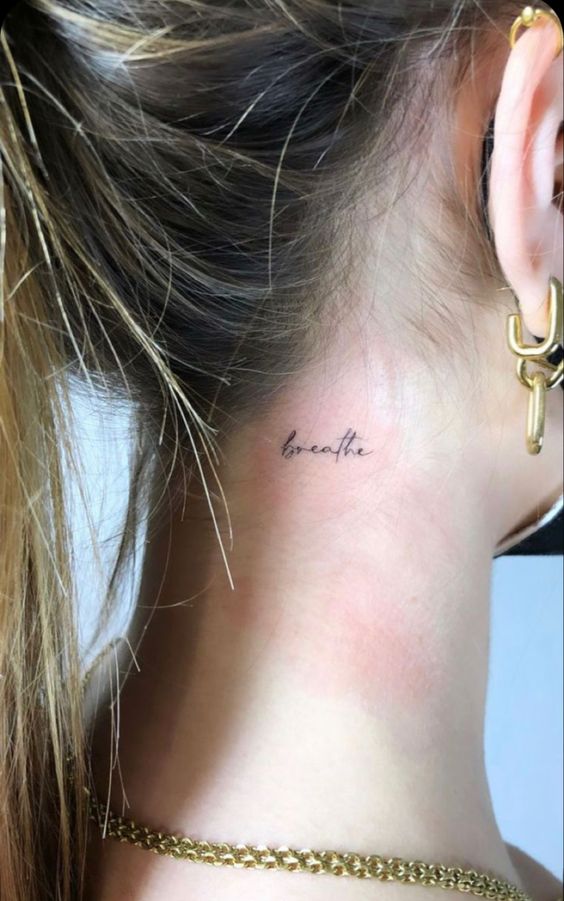 hình xăm mini kín đáo ở cổ Tuyển chọn 250 hình xăm mini ở gáy cho nam và nữ độc lạ - Genztattoo