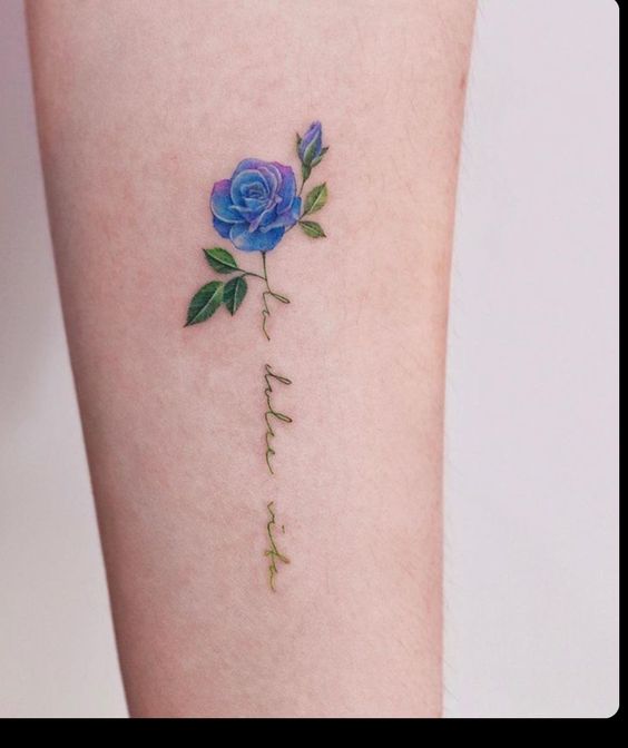 hình xăm hoa hồng xanh ý nghĩa dành cho nữ 333+ hình xăm hoa đẹp cho nữ nhẹ nhàng và tinh tế - Genztattoo