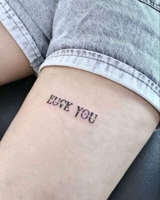Thể hiện cá tính của bạn bằng hình xăm ở đùi Bộ sưu tập 666+ hình xăm chữ cute đáng yêu và đẹp mắt - Genztattoo