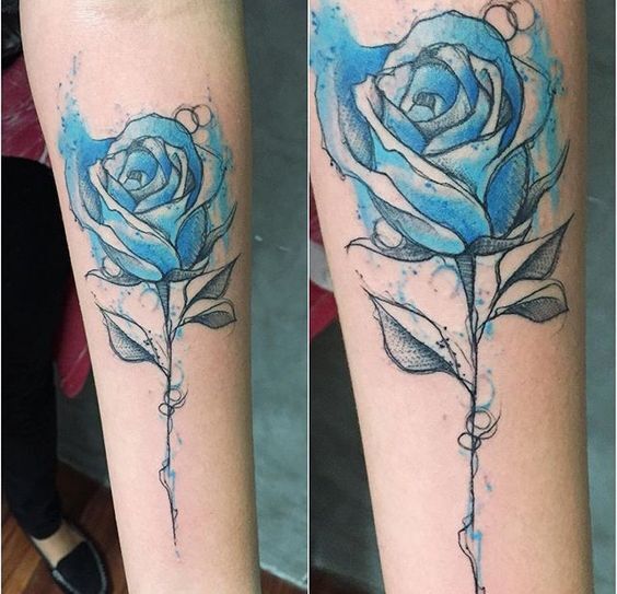 thiết kế hình xăm hoa hồng xanh cho phụ nữ mẫu tattoo cành hoa hồng xanh cho nữ