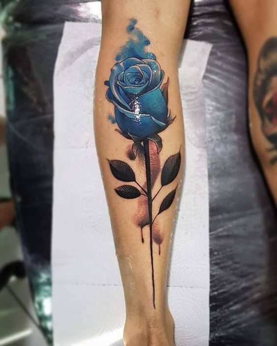 hình xăm hoa hồng xanh ở sau bắp chân hình xăm hoa hồng xanh sau bắp chân