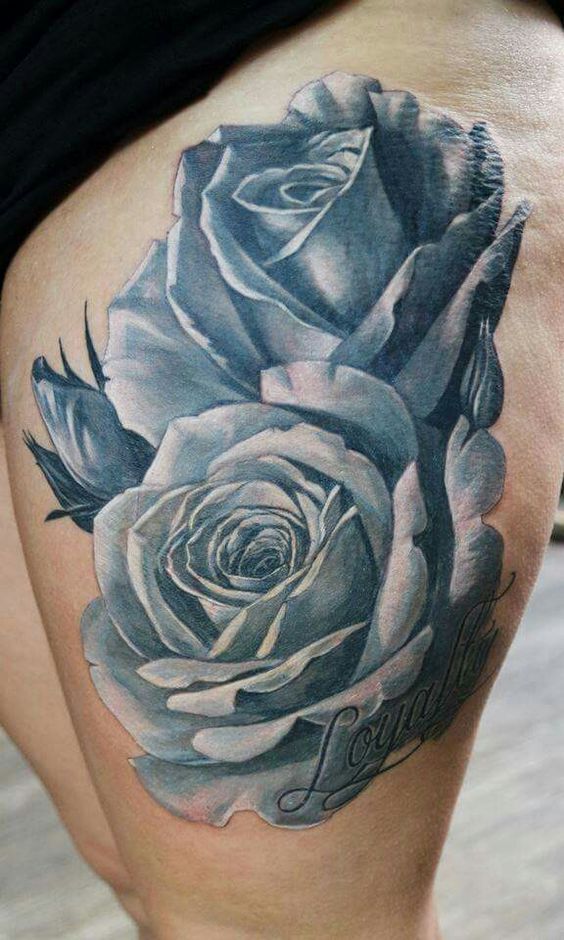 thiết kế hình xăm hoa hồng trên đùi mẫu tattoo bông hoa hồng ở đùi