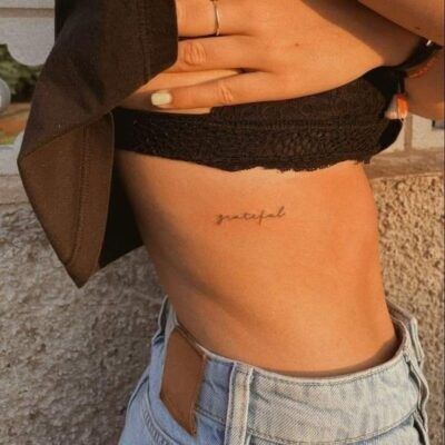 kiểu tattoo chữ đầy ý nghĩa kiểu tattoo chữ đầy ý nghĩa