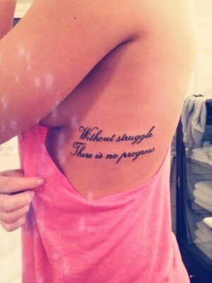 tattoo chữ đầy ý nghĩa dưới ngực tattoo chữ đầy ý nghĩa dưới ngực