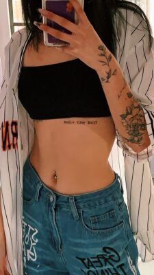 tattoo chữ dưới ngực cực đẹp tattoo chữ dưới ngực cực đẹp