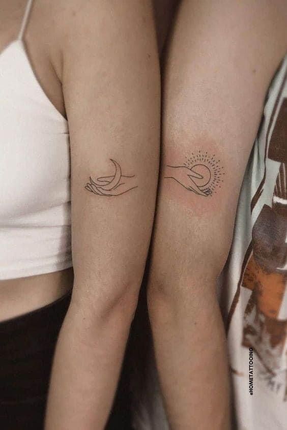 mẫu xăm mặt trăng mini cho đôi bạn thân