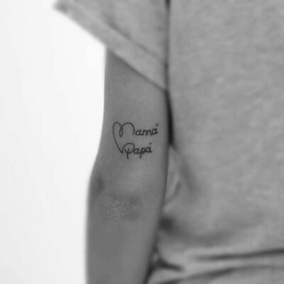 Top 999+ hình xăm chữ mom dad siêu độc đáo và ấn tượng - Genztattoo