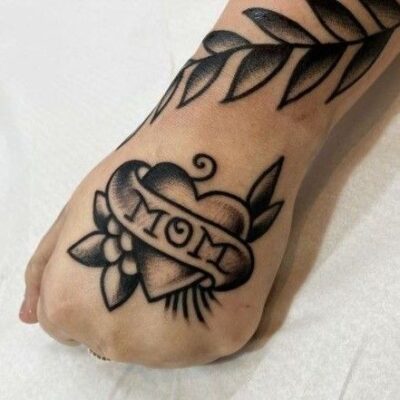 Top 999+ hình xăm chữ mom dad siêu độc đáo và ấn tượng - Genztattoo