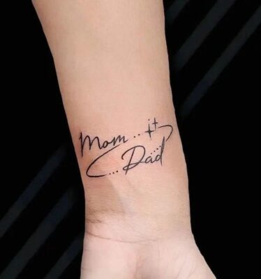 Top 999+ hình xăm chữ mom dad siêu độc đáo và ấn tượng - Genztattoo