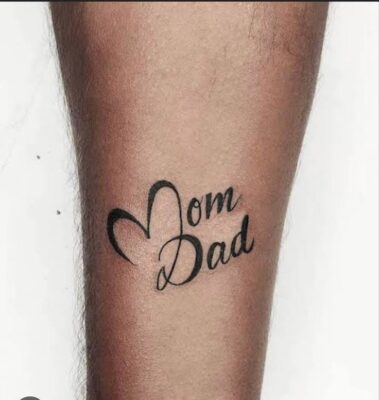 Top 999+ hình xăm chữ mom dad siêu độc đáo và ấn tượng - Genztattoo