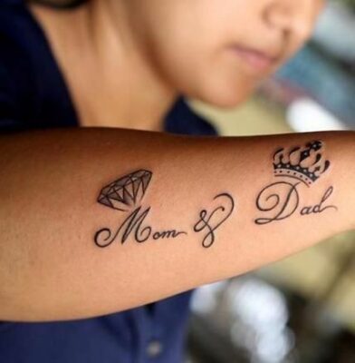 Top 999+ hình xăm chữ mom dad siêu độc đáo và ấn tượng - Genztattoo