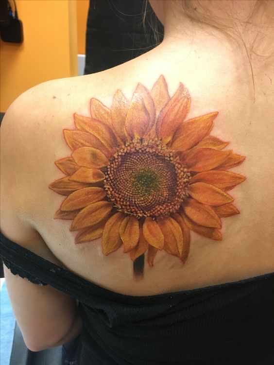 hình xăm hoa may mắn sau vai cho nữ 666+ hình xăm hoa may mắn nhiều anh em đang tìm kiếm - Genztattoo