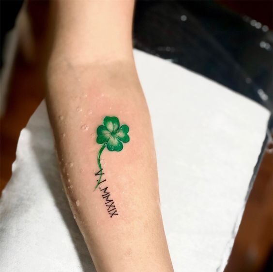 hình xăm cỏ 4 lá ý nghĩa 666+ hình xăm hoa may mắn nhiều anh em đang tìm kiếm - Genztattoo